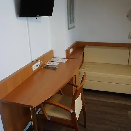 Hotel Ruthmann-rheinblick Garni Oestrich-Winkel