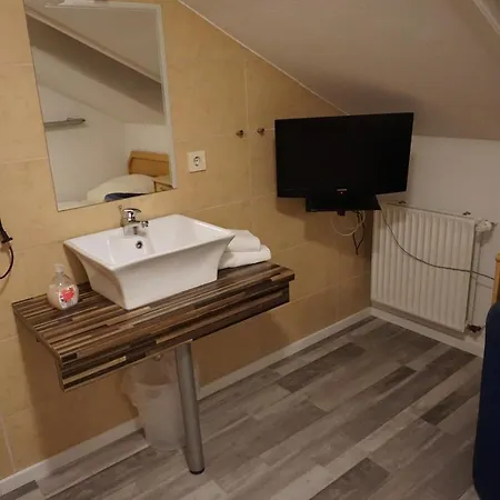 ホテル B＆b ルットマン ラインブリック 2*
