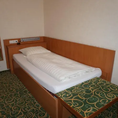 Ruthmann-rheinblick Garni 2*