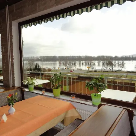 Ruthmann-rheinblick Garni 2*